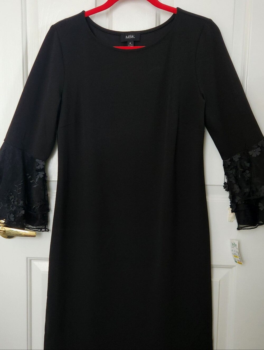NWT MSK size Medium straight silhouette "Little Black dress" 3/4 sleeve Lace